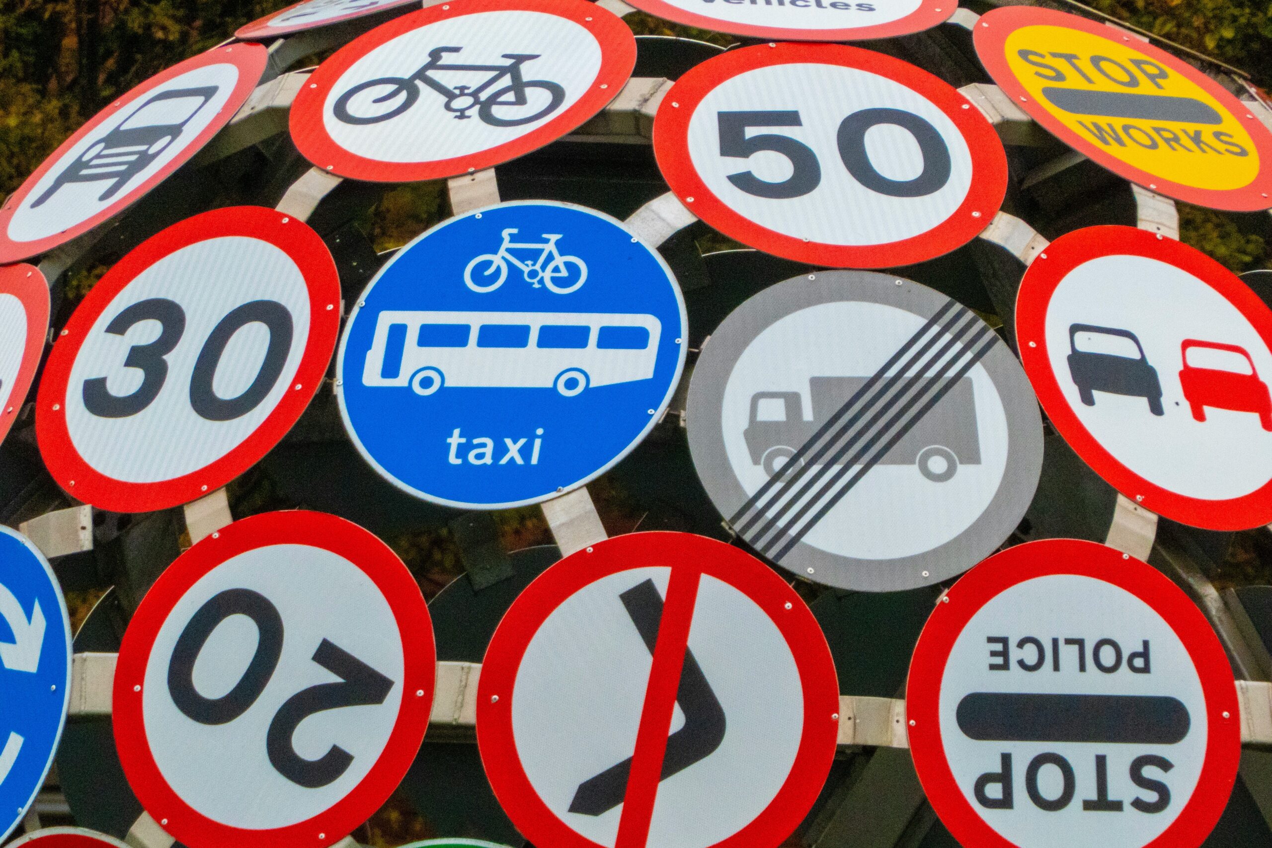 panneaux signalisation routière